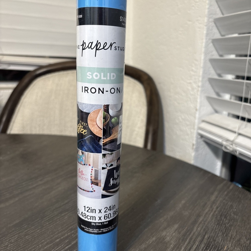 The Paper Studio Iron-On Papercrafts 1751809 Blue Solid